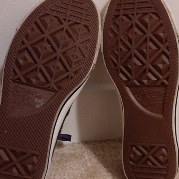 Shoes - Picture 3 of 4